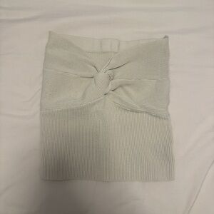 Knot-Front Ribbed Crop Top - Cream